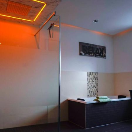 Ht Appartement Nr 2 Greppin Extérieur photo