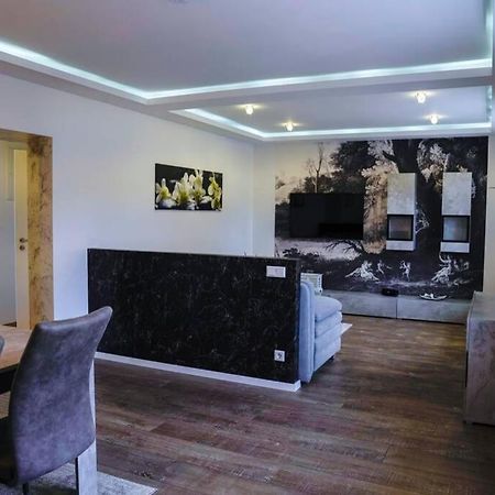 Ht Appartement Nr 2 Greppin Extérieur photo
