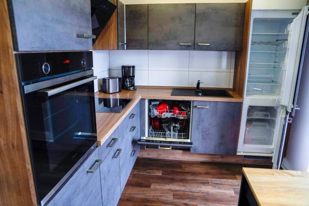Ht Appartement Nr 2 Greppin Extérieur photo